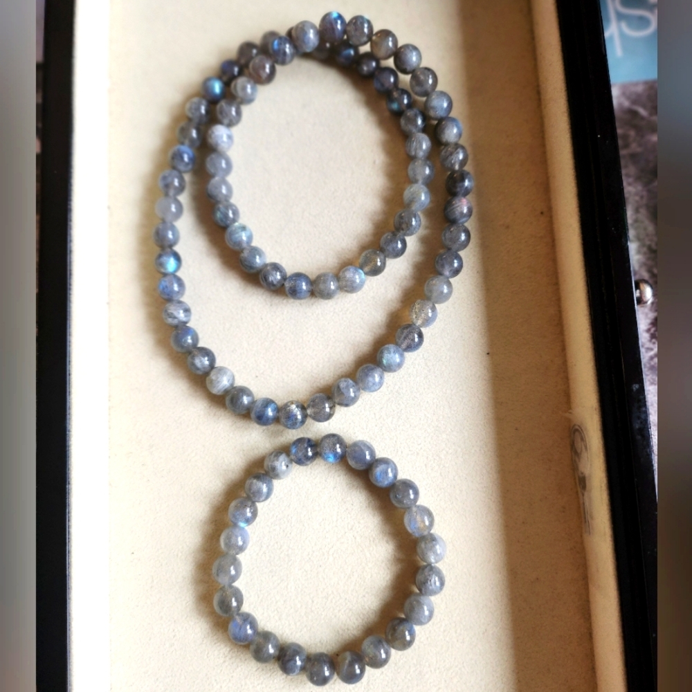 labradorite gemstone necklace and bracelet set!